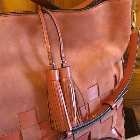 Michael Kors over the shoulder pink purse - Picture 2 of 8